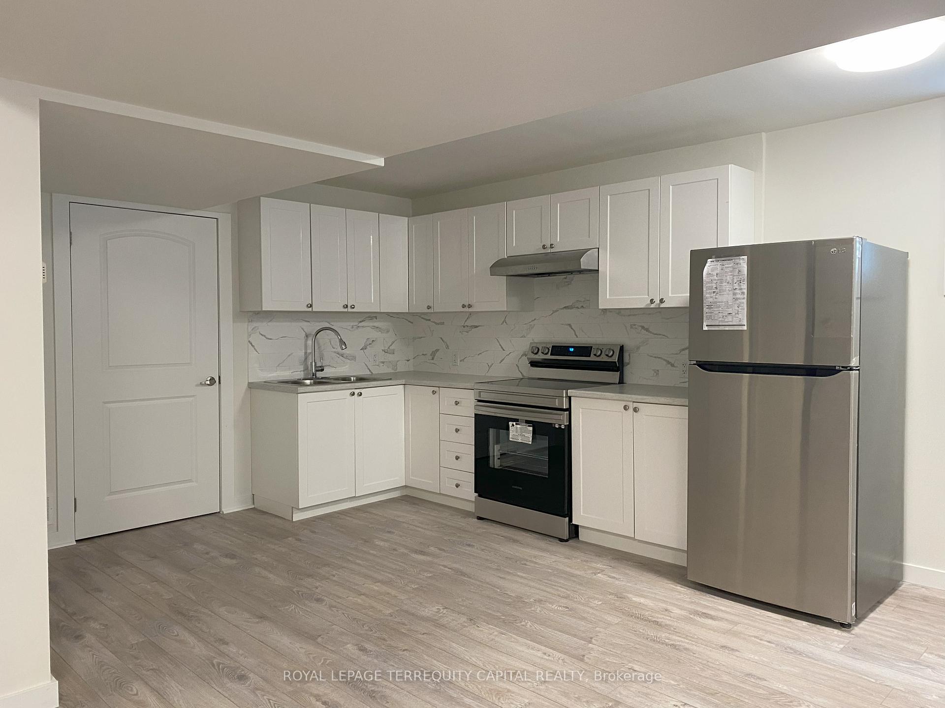 Photo 1 of Unit Lower, 16 White Crescent, Barrie, Holly — HOMEH