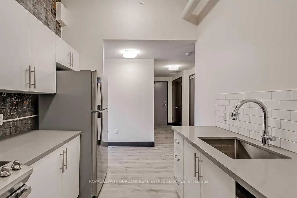 Photo 6 of Unit 106, 121 King Street E, Hamilton, Beasley — HOMEH