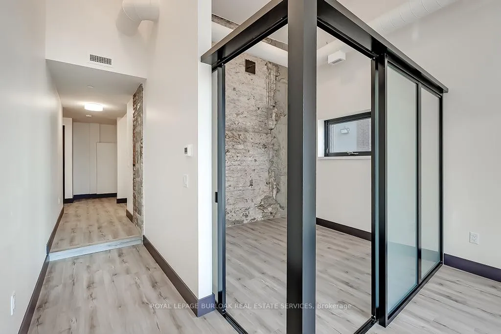 Photo 11 of Unit 106, 121 King Street E, Hamilton, Beasley — HOMEH