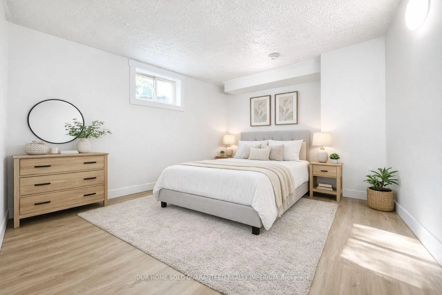 Photo 2 of Unit 3, 428 Thorold Road, Welland, N. Welland — HOMEH