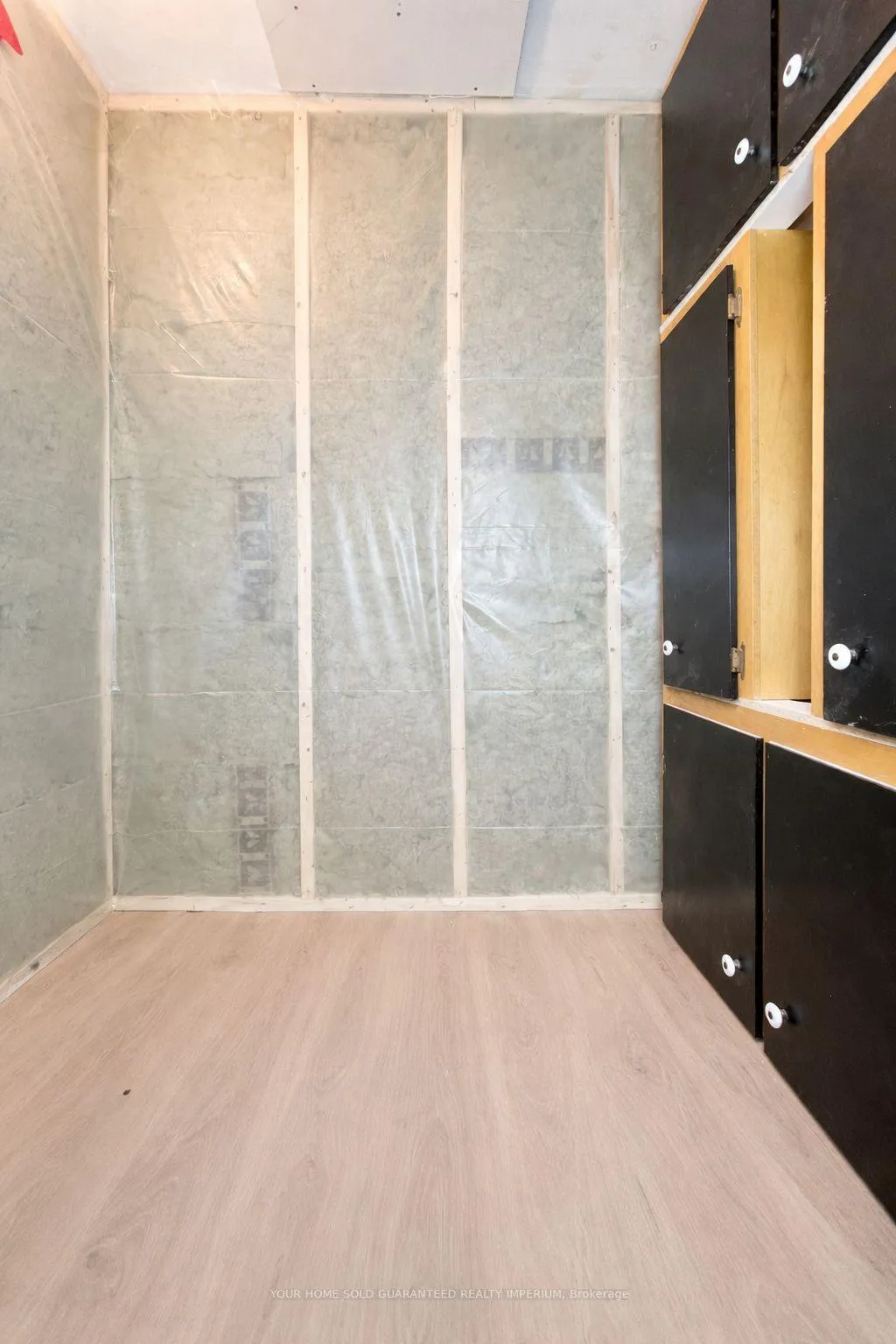 Photo 9 of Unit 3, 428 Thorold Road, Welland, N. Welland — HOMEH