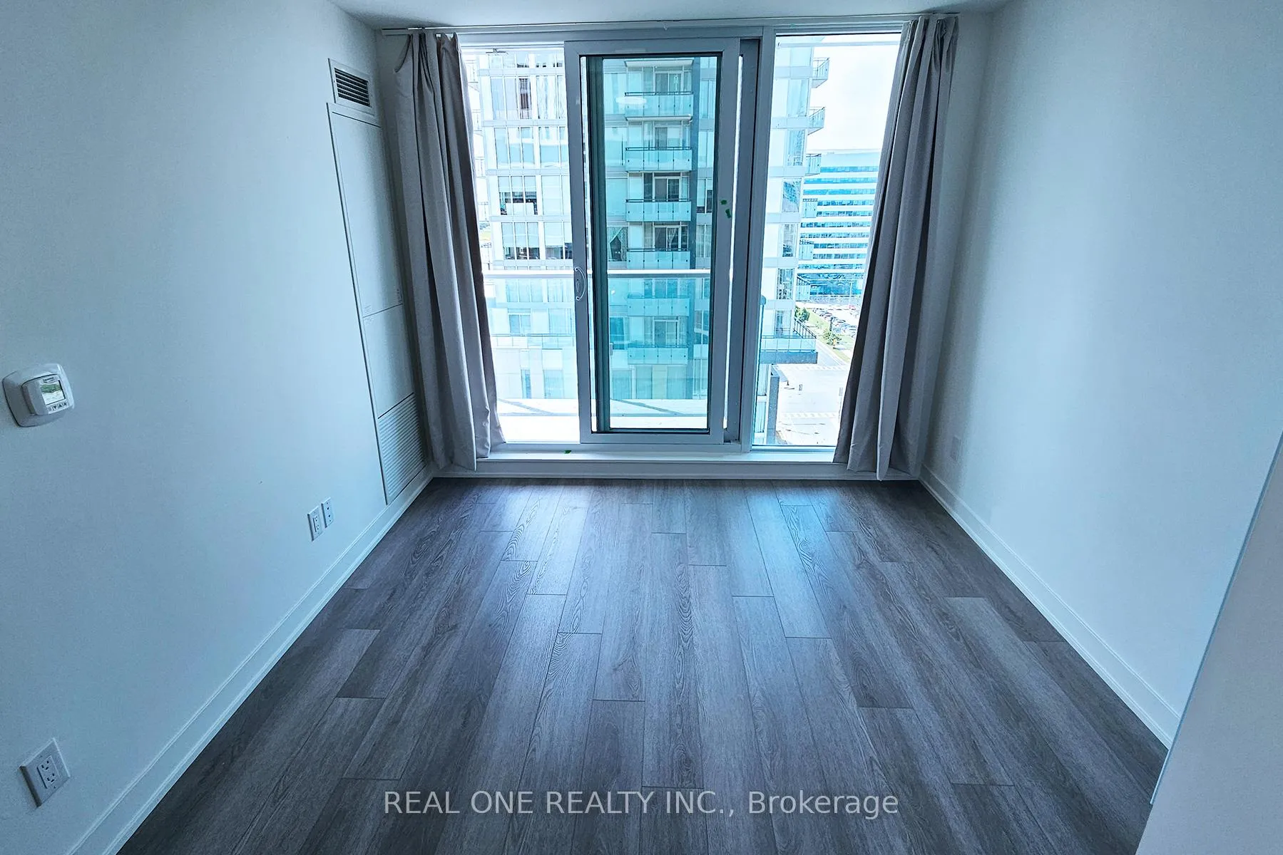 Photo 11 of Unit A1318, 8119 Birchmount Road, Markham, Unionville — HOMEH