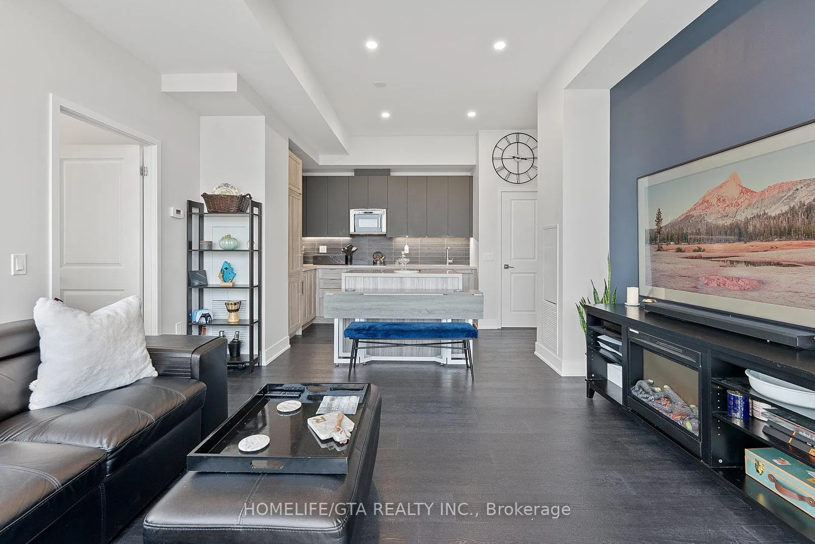 Photo 15 of Unit 3708, 2916 Highway 7, Vaughan, Concord — HOMEH