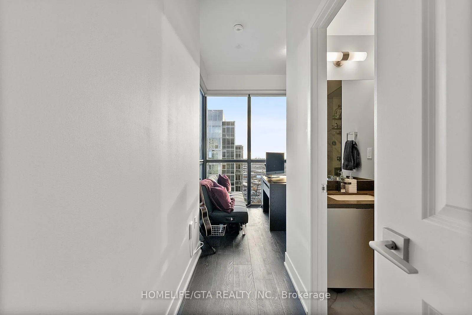 Photo 20 of Unit 3708, 2916 Highway 7, Vaughan, Concord — HOMEH