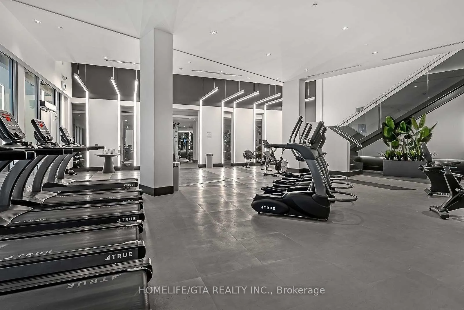 Photo 33 of Unit 3708, 2916 Highway 7, Vaughan, Concord — HOMEH