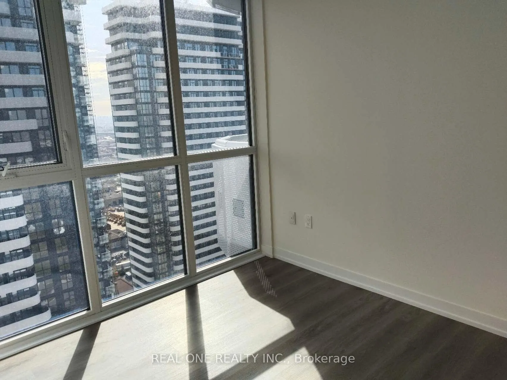 Photo 7 of Unit 3912, 225 Commerce Street, Vaughan, Vaughan Corporate Centre — HOMEH