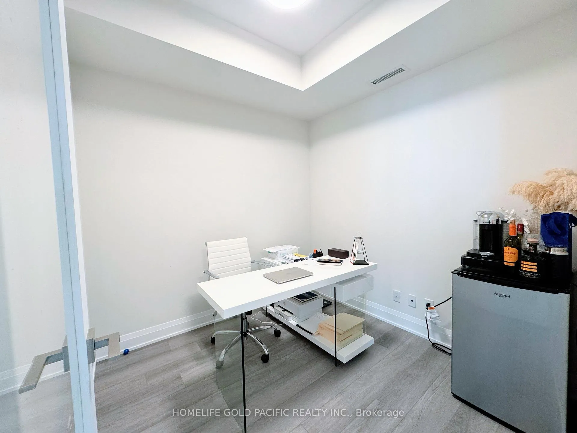 Photo 3 of Unit 2510, 18 Water Walk Drive, Markham, Unionville — HOMEH