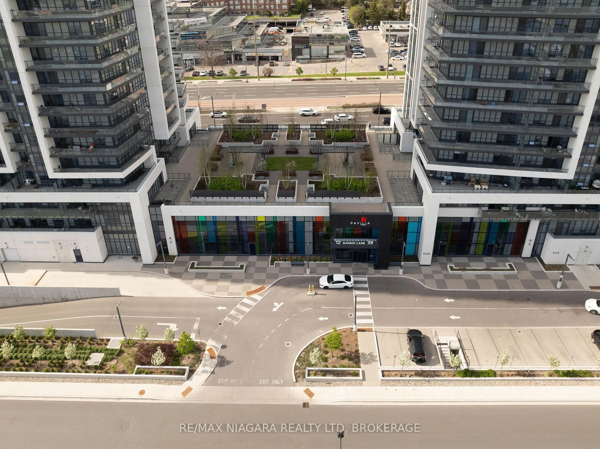 Photo 3 of Unit 105, 12 Gandhi Lane, Markham, Commerce Valley — HOMEH