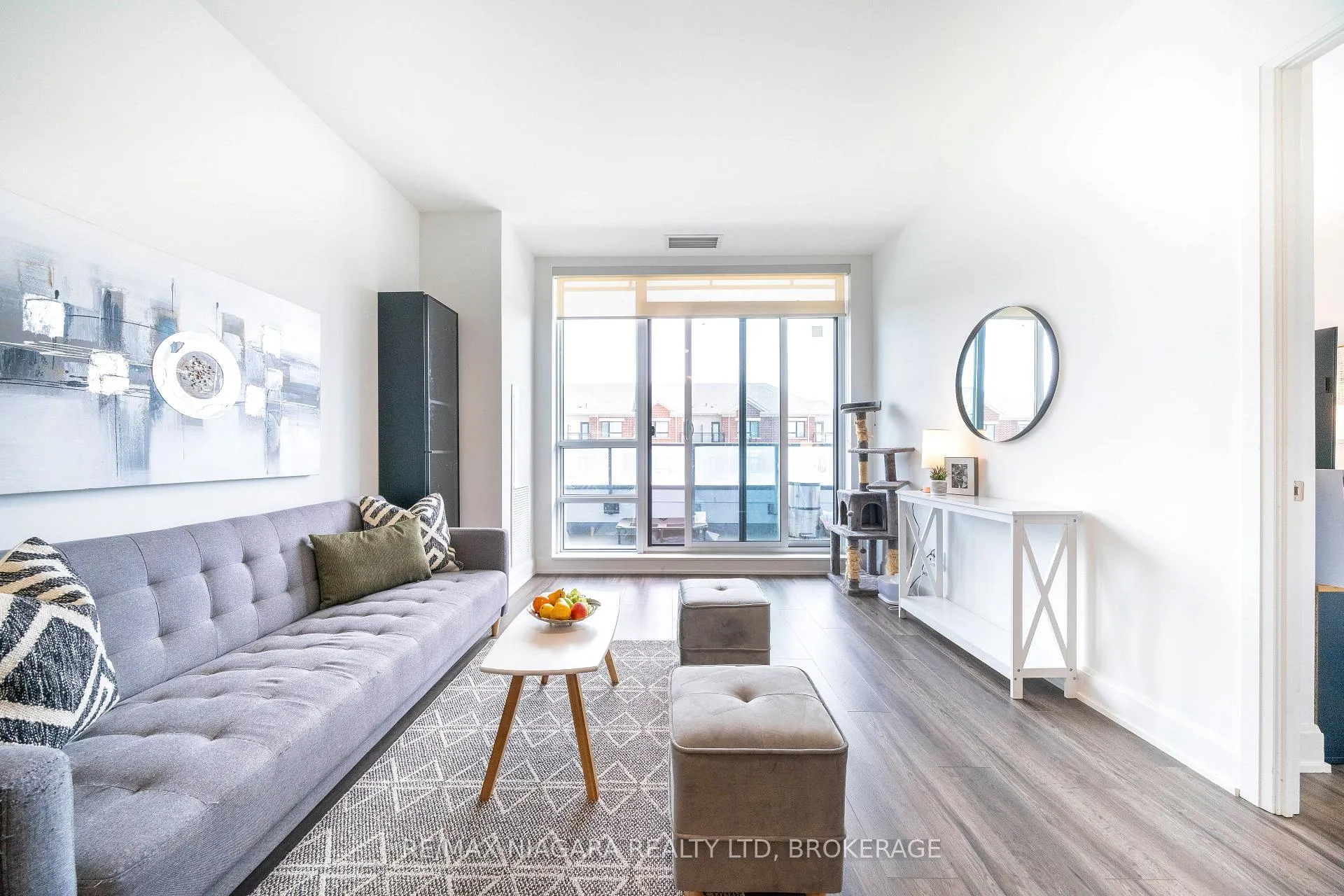 Photo 11 of Unit 105, 12 Gandhi Lane, Markham, Commerce Valley — HOMEH