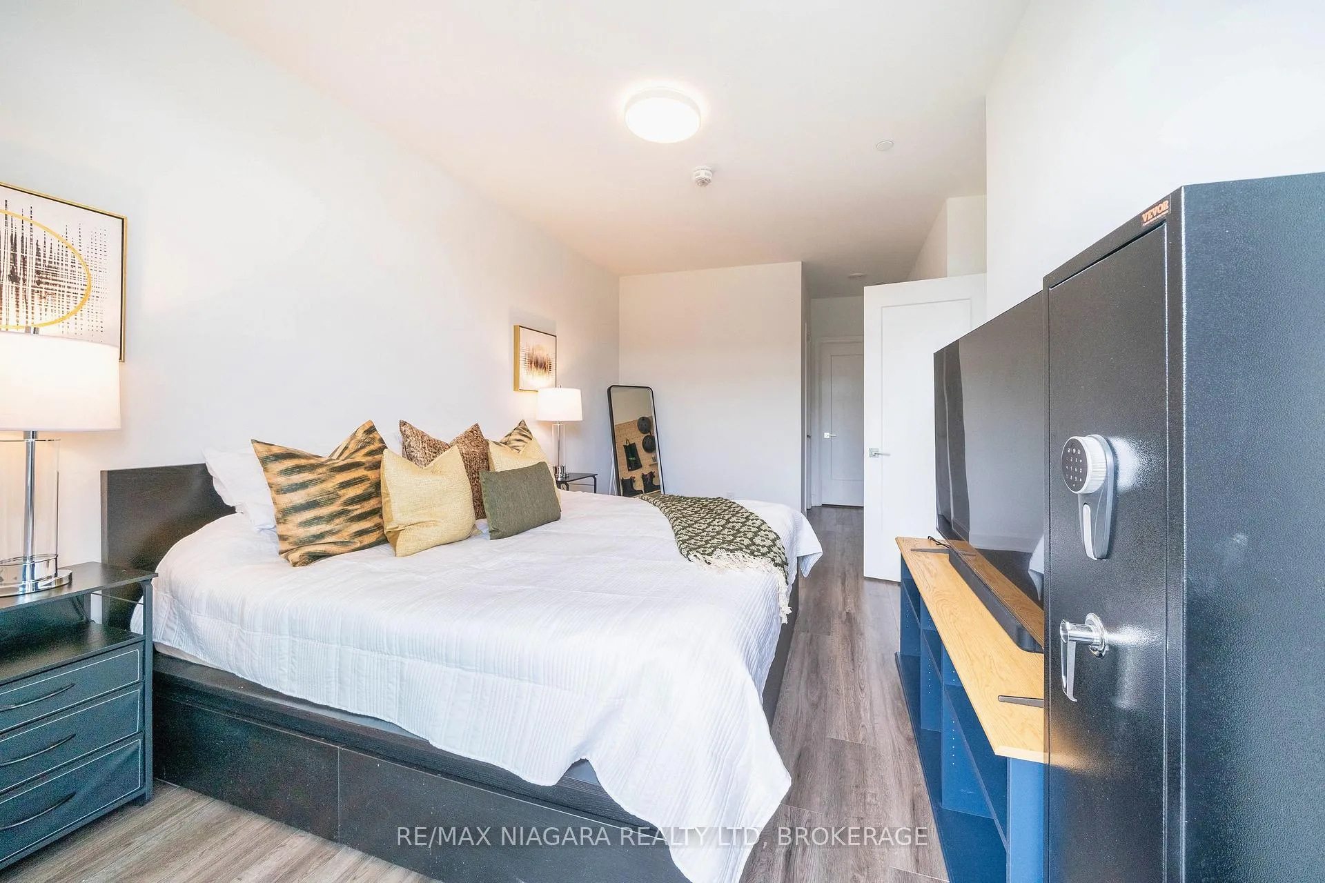 Photo 24 of Unit 105, 12 Gandhi Lane, Markham, Commerce Valley — HOMEH