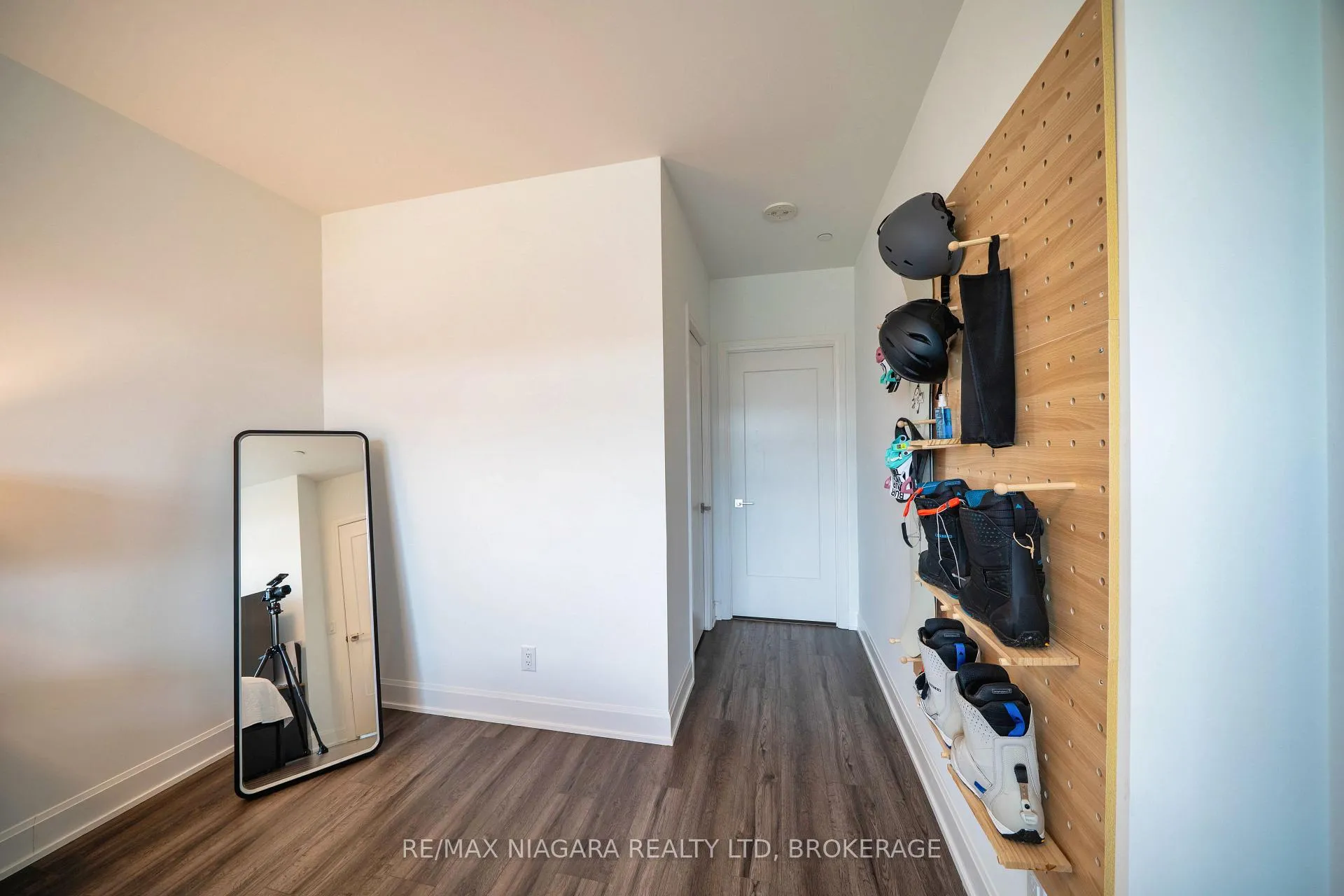 Photo 34 of Unit 105, 12 Gandhi Lane, Markham, Commerce Valley — HOMEH