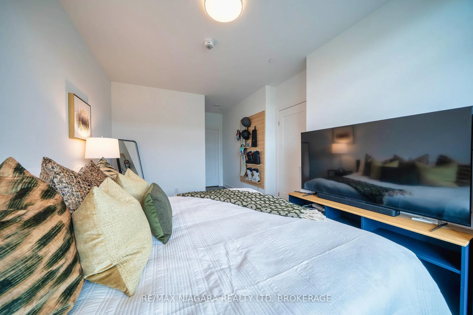Photo 35 of Unit 105, 12 Gandhi Lane, Markham, Commerce Valley — HOMEH
