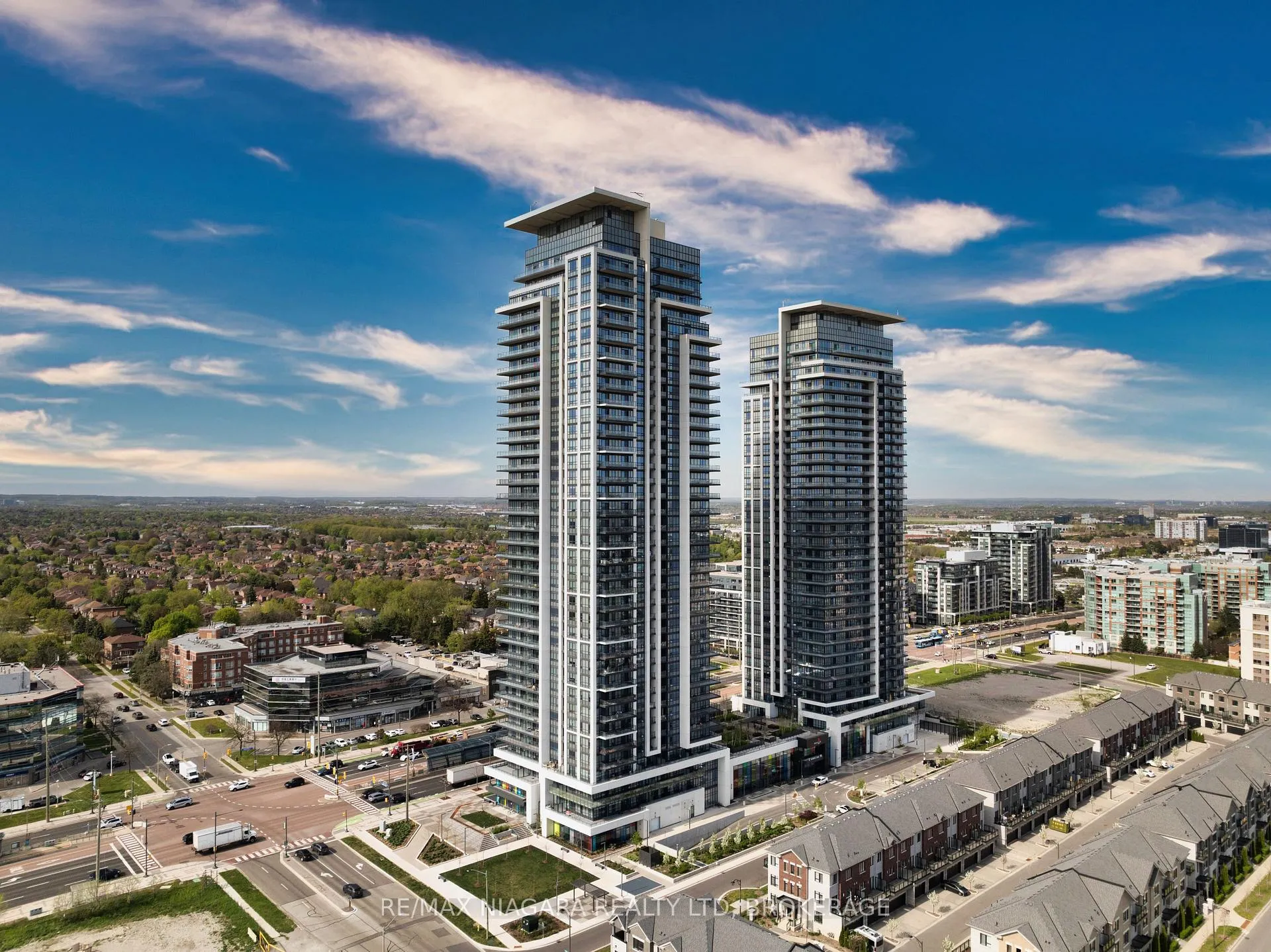 Photo 44 of Unit 105, 12 Gandhi Lane, Markham, Commerce Valley — HOMEH