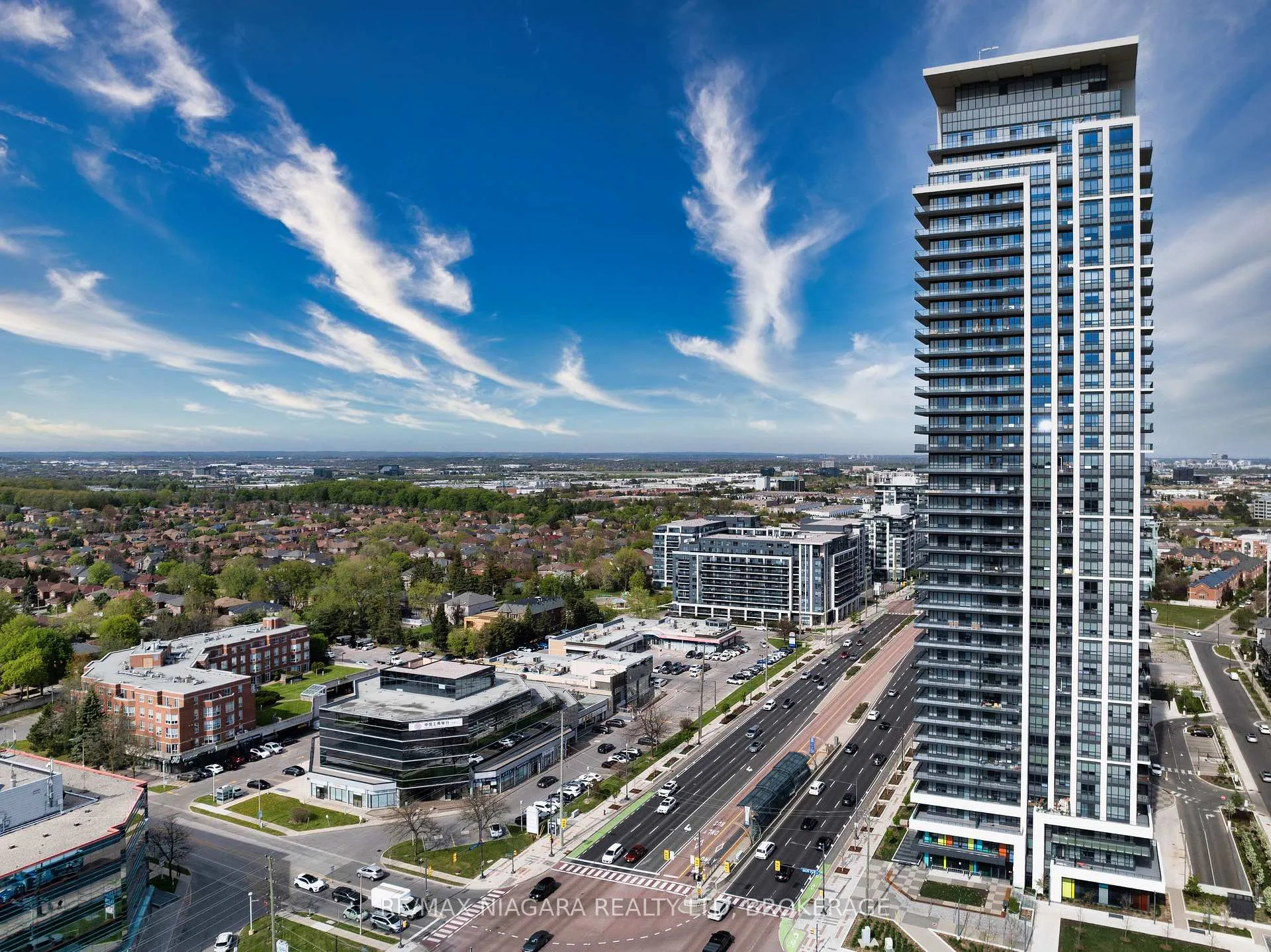 Photo 47 of Unit 105, 12 Gandhi Lane, Markham, Commerce Valley — HOMEH