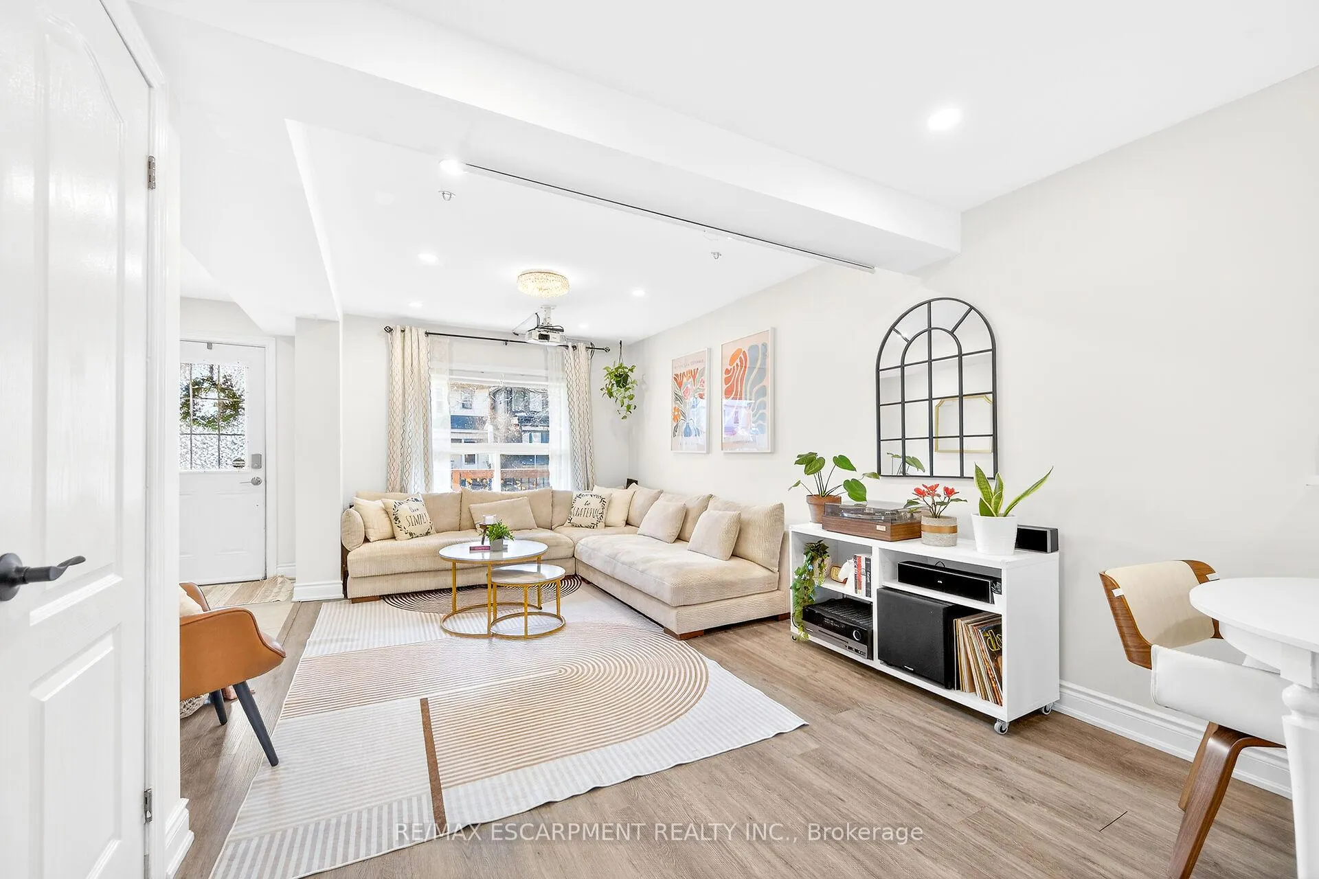 Photo 1 of 133 Avondale Street, Hamilton, Crown Point — HOMEH