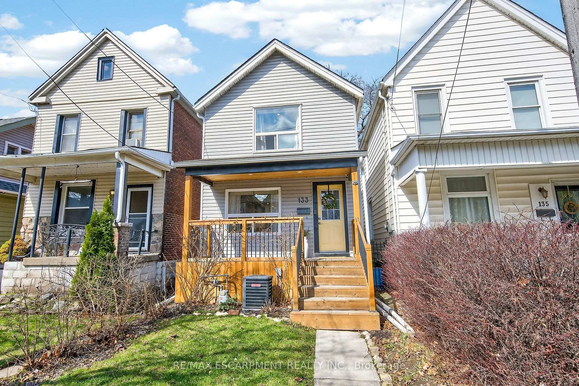 Photo 2 of 133 Avondale Street, Hamilton, Crown Point — HOMEH