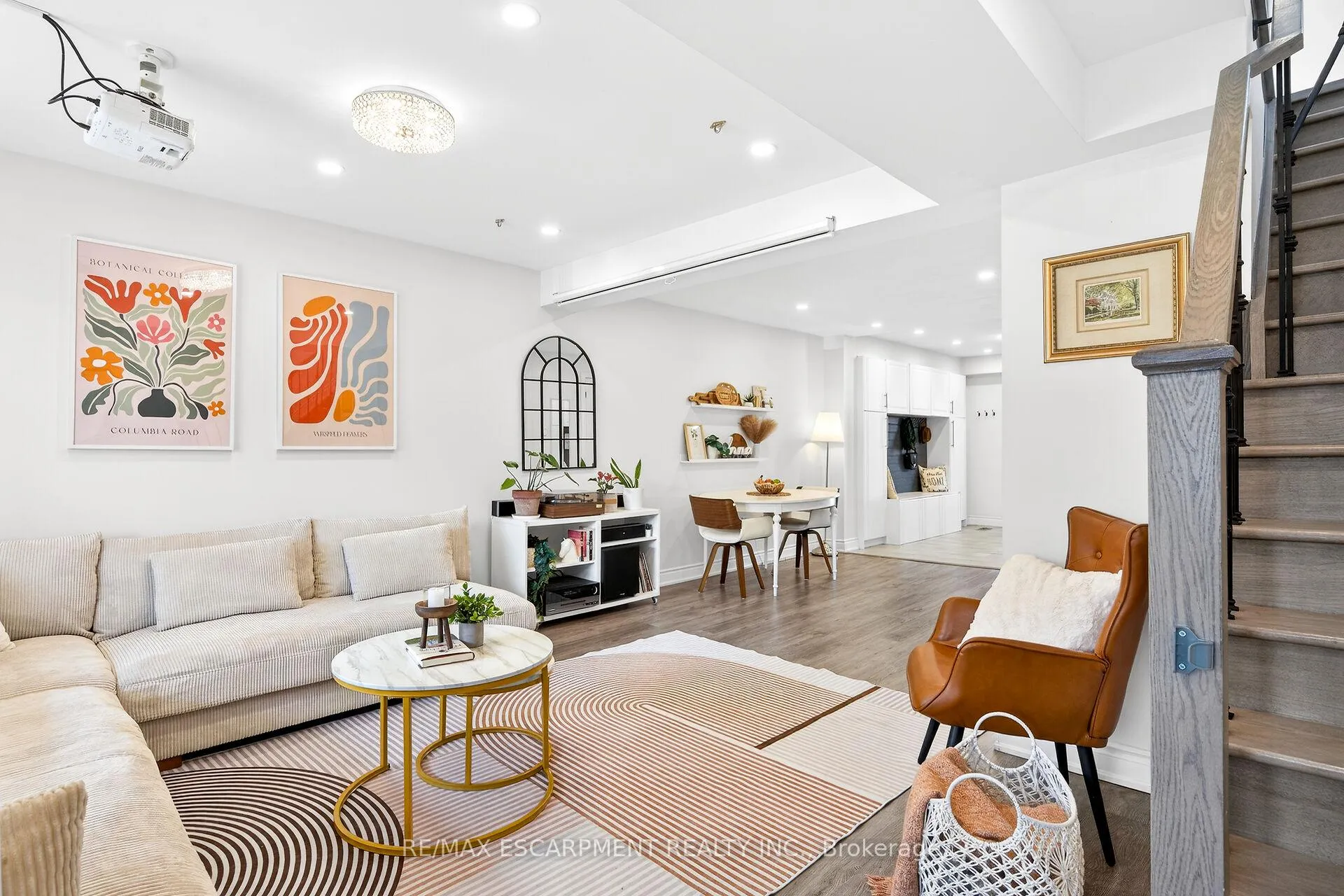 Photo 4 of 133 Avondale Street, Hamilton, Crown Point — HOMEH