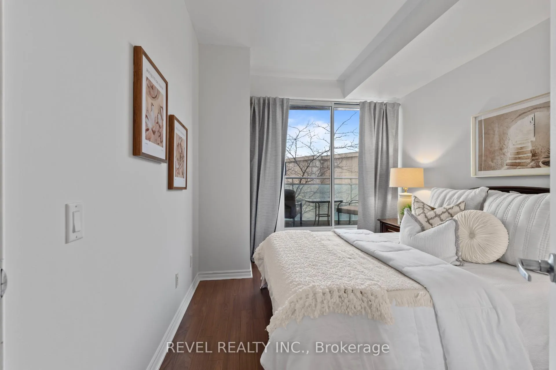 Photo 16 of Unit 303, 5 Marine Parade Drive, Etobicoke, Mimico — HOMEH