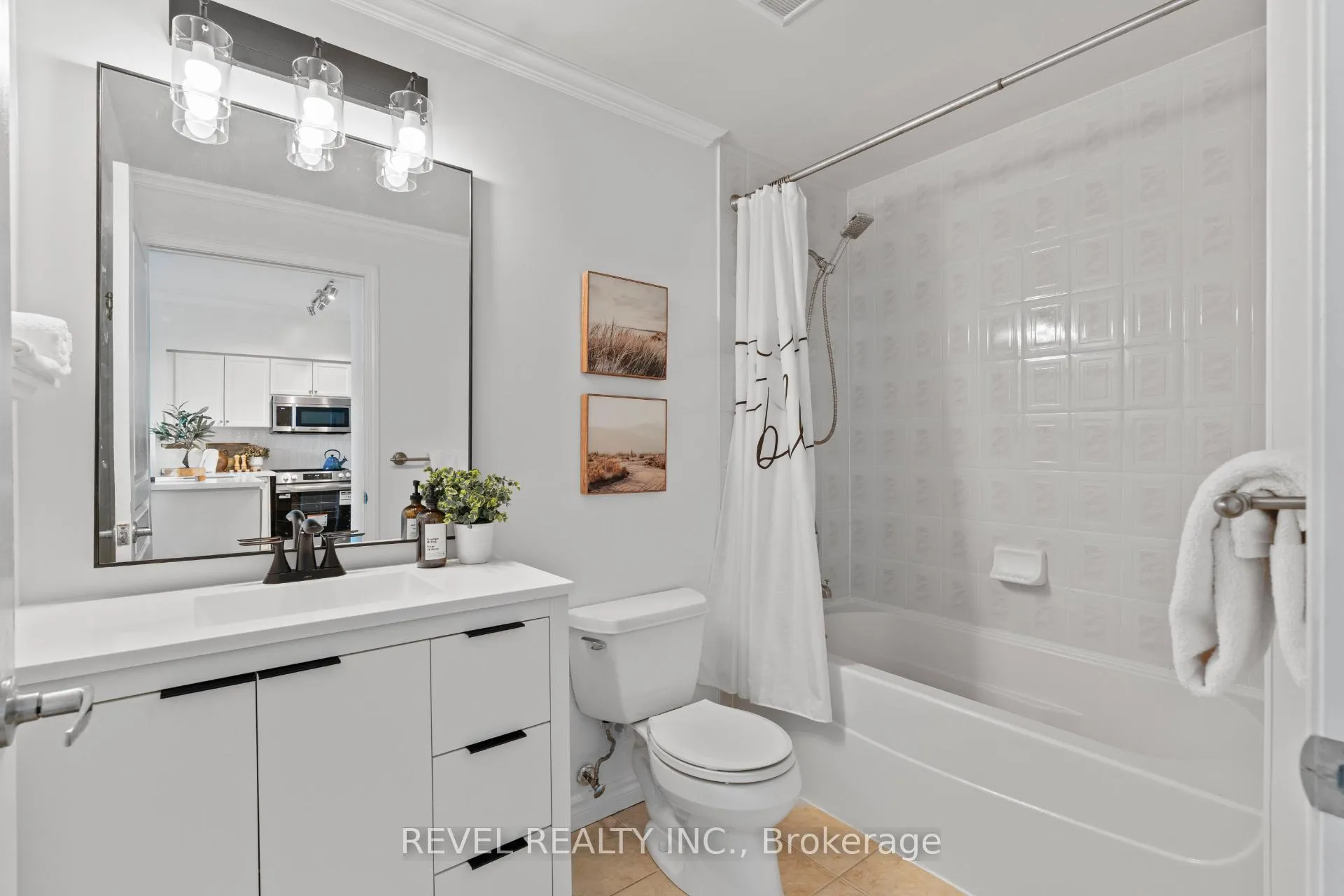 Photo 19 of Unit 303, 5 Marine Parade Drive, Etobicoke, Mimico — HOMEH