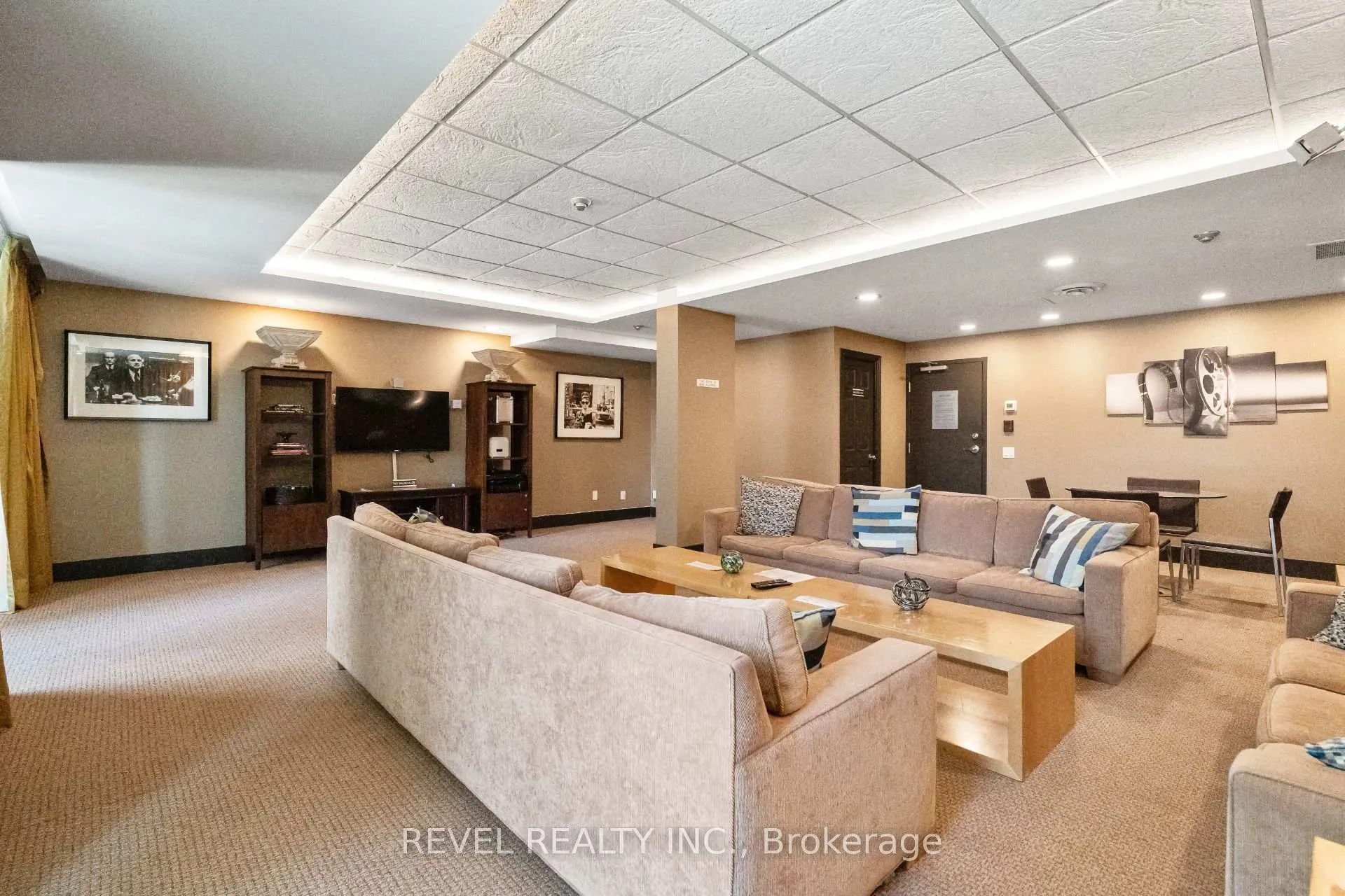 Photo 27 of Unit 303, 5 Marine Parade Drive, Etobicoke, Mimico — HOMEH