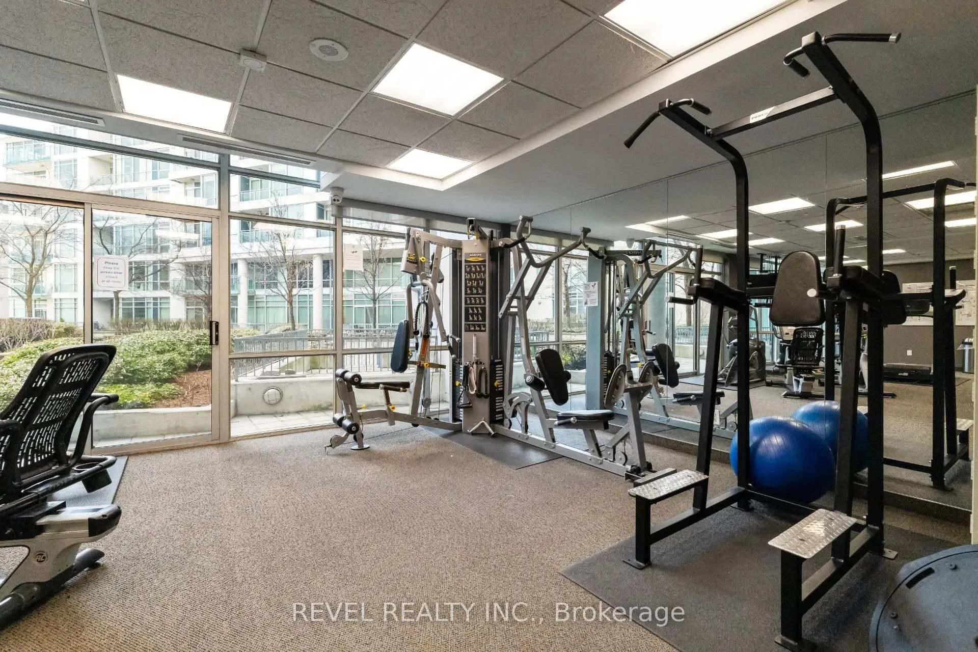 Photo 31 of Unit 303, 5 Marine Parade Drive, Etobicoke, Mimico — HOMEH