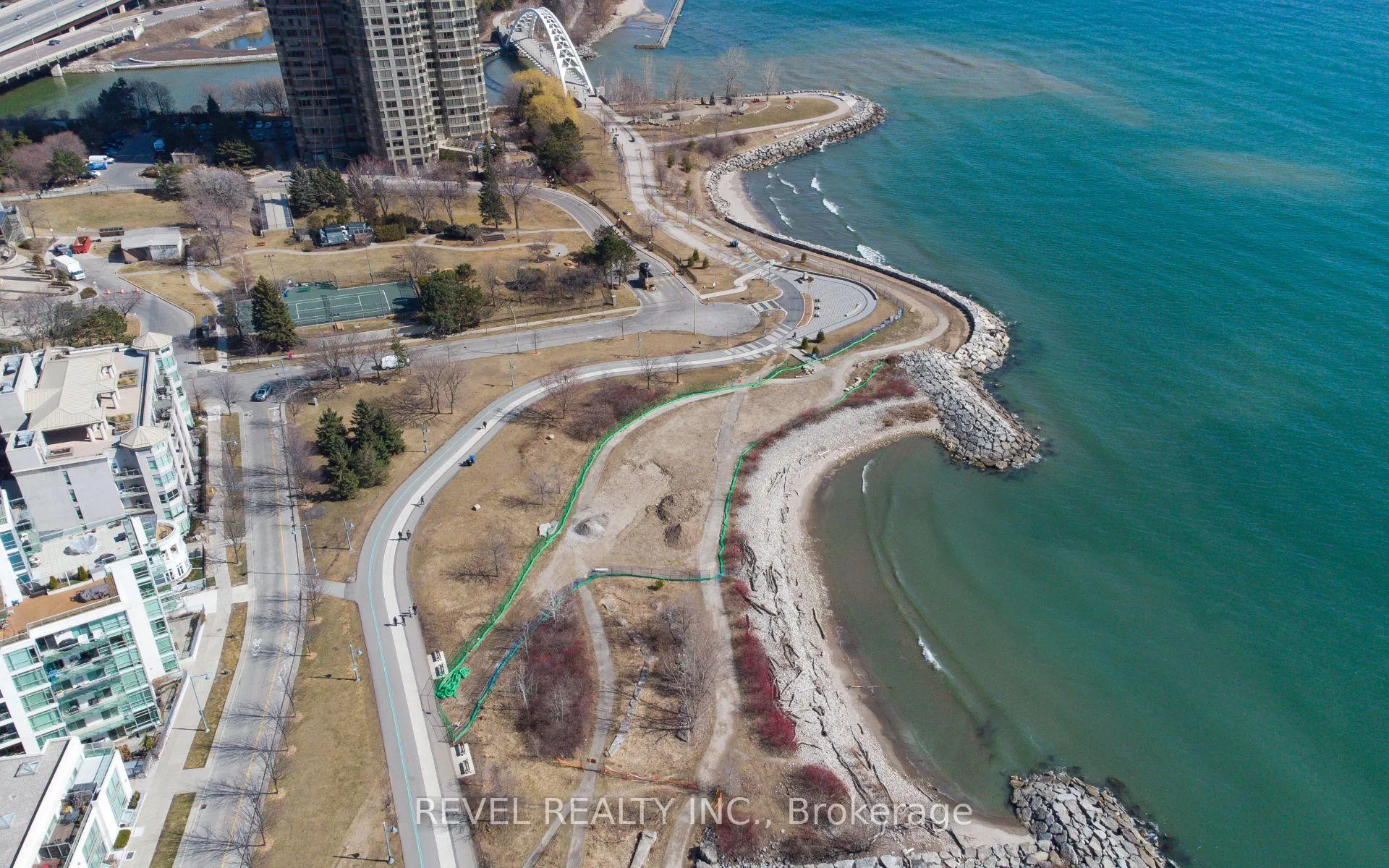 Photo 38 of Unit 303, 5 Marine Parade Drive, Etobicoke, Mimico — HOMEH