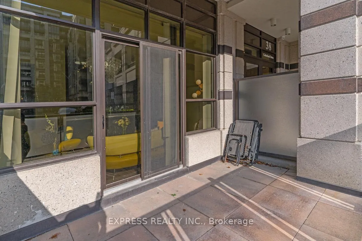 Photo 13 of Unit C203, 38 Cedarland Drive, Markham, Unionville — HOMEH