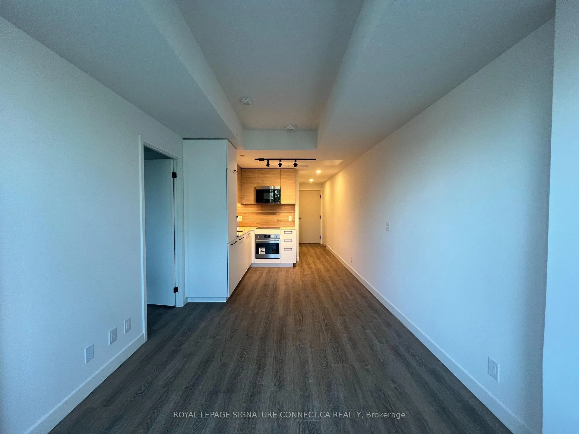 Photo 9 of Unit 321, 1050 Eastern Avenue, Toronto, Woodbine Corridor — HOMEH
