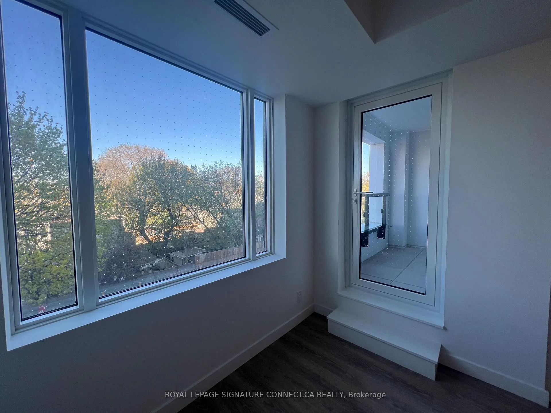 Photo 14 of Unit 321, 1050 Eastern Avenue, Toronto, Woodbine Corridor — HOMEH