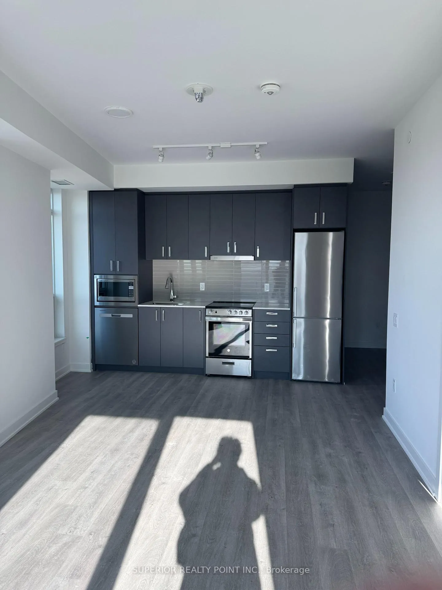 Photo 2 of Unit 1905, 30 Upper Mall Way, Vaughan, Brownridge — HOMEH
