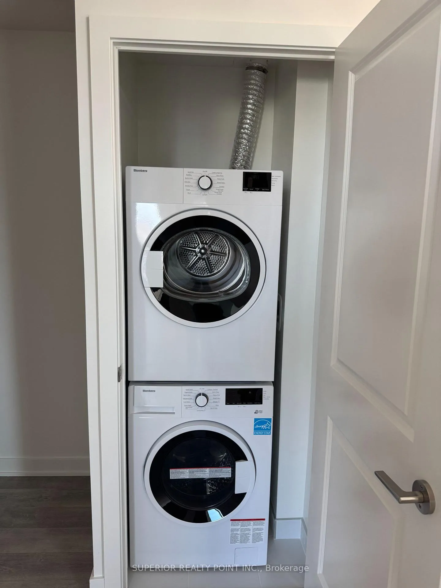 Photo 9 of Unit 1905, 30 Upper Mall Way, Vaughan, Brownridge — HOMEH