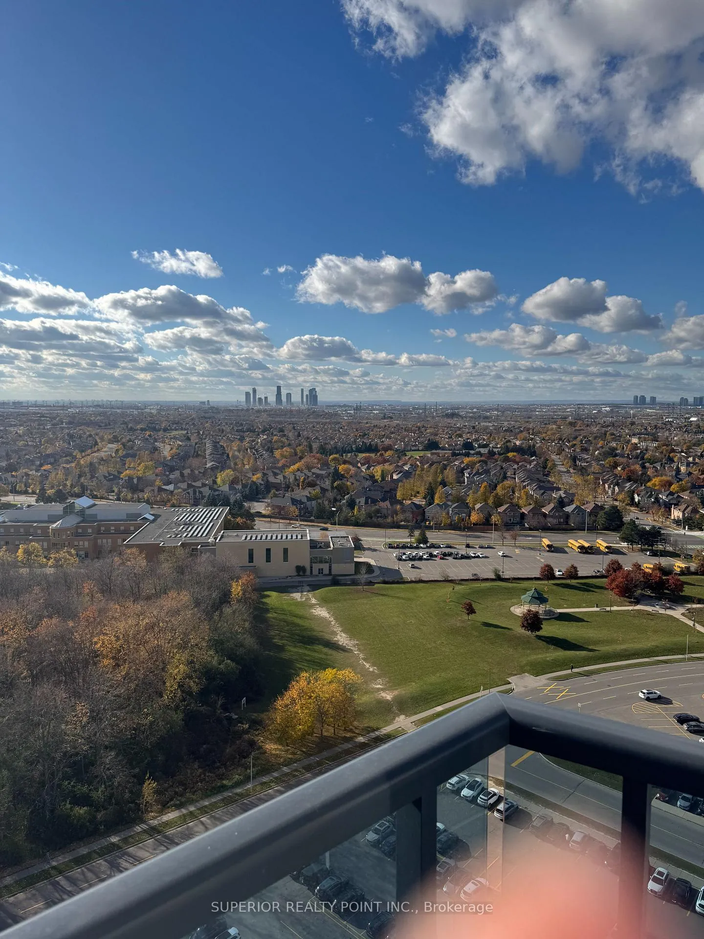 Photo 16 of Unit 1905, 30 Upper Mall Way, Vaughan, Brownridge — HOMEH
