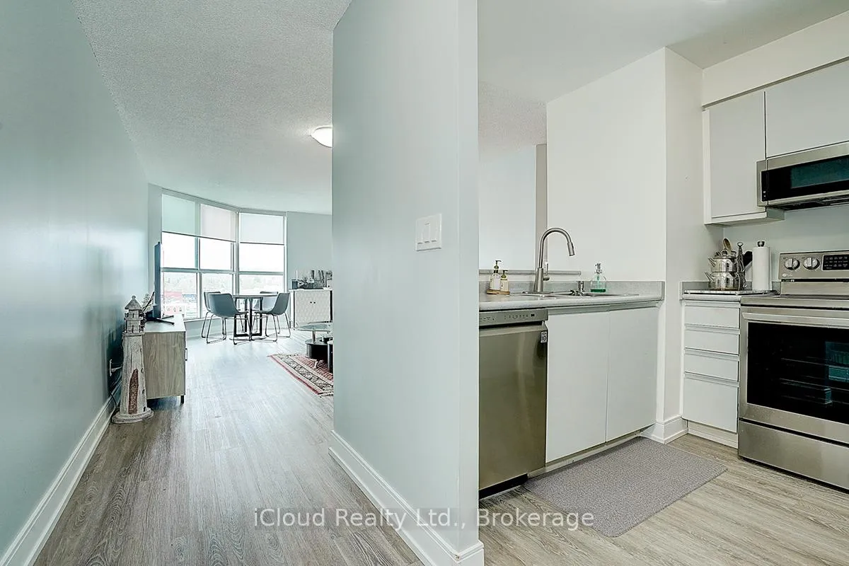 Photo 3 of Unit 903, 140 Dunlop Street E, Barrie, City Centre — HOMEH