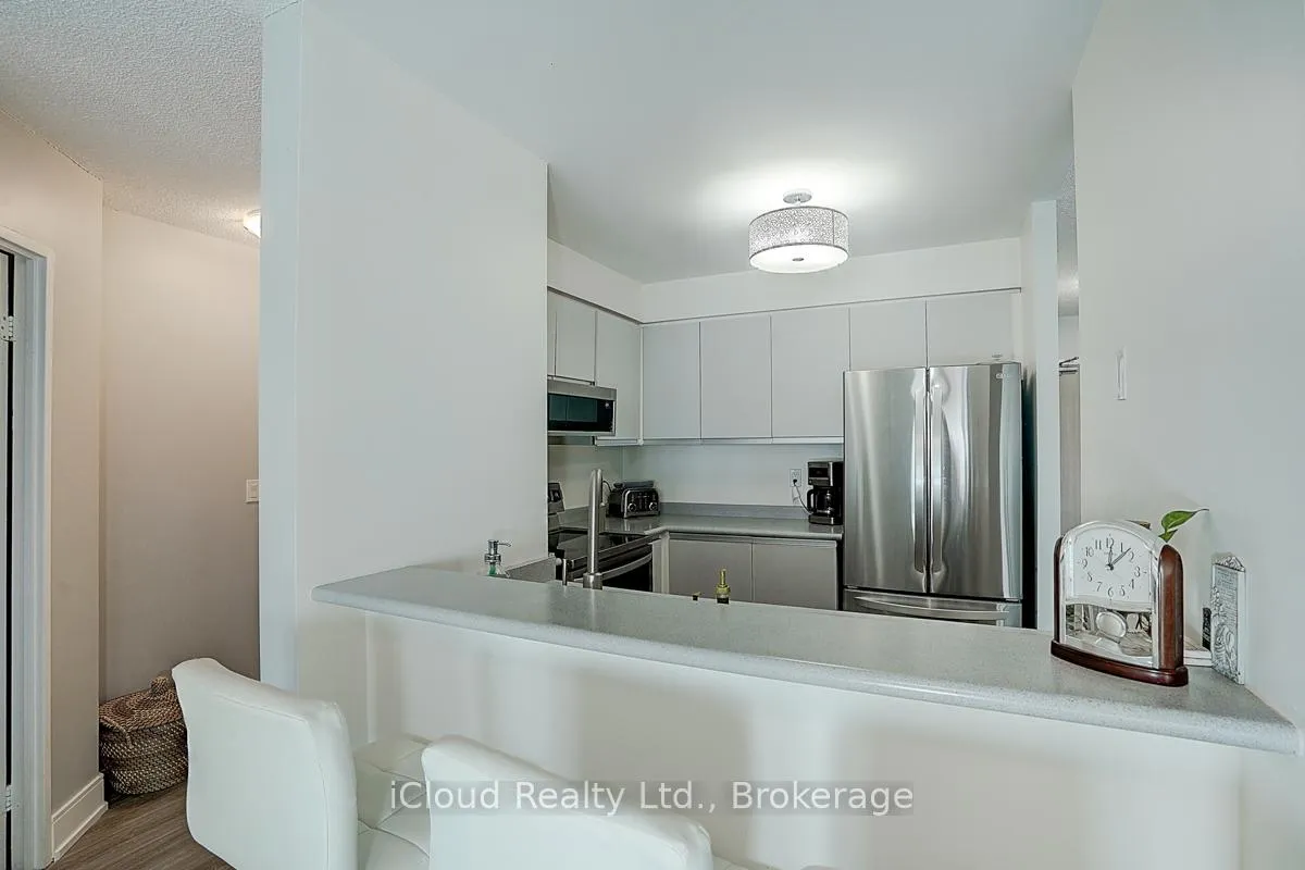 Photo 6 of Unit 903, 140 Dunlop Street E, Barrie, City Centre — HOMEH