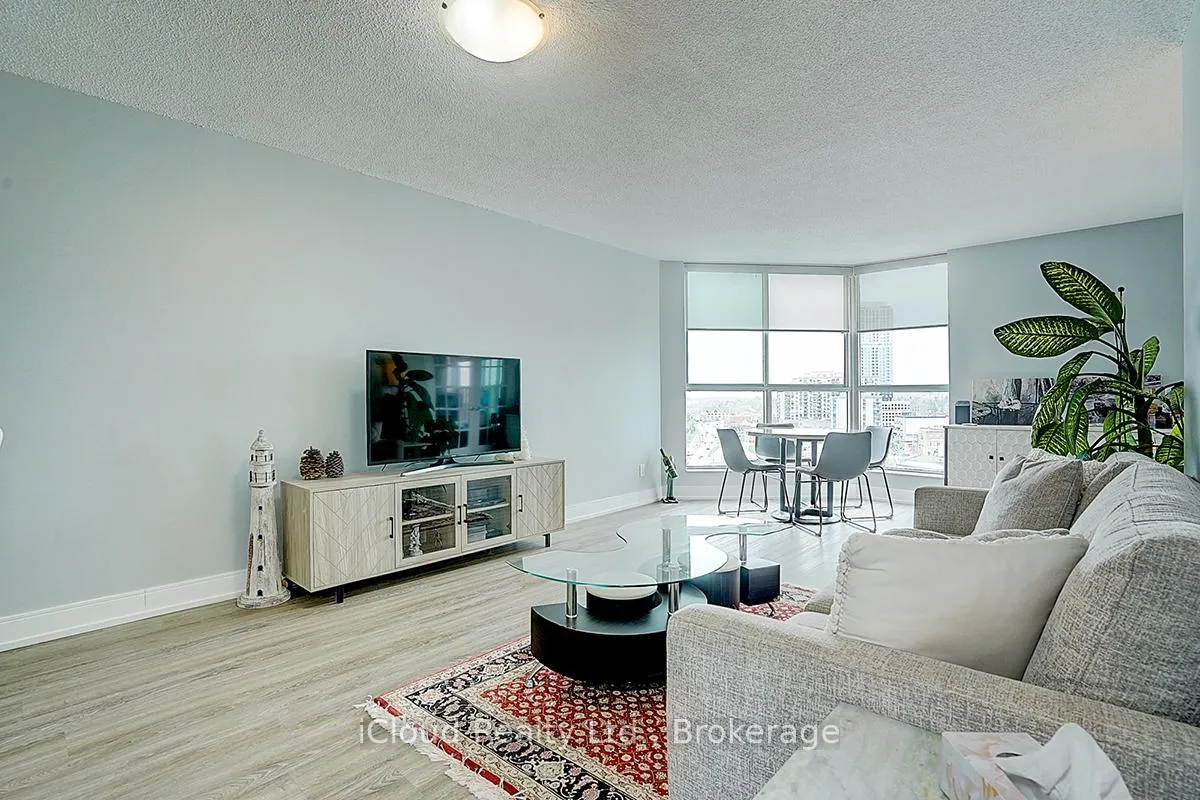 Photo 9 of Unit 903, 140 Dunlop Street E, Barrie, City Centre — HOMEH