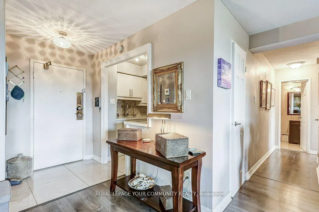 Photo 2 of Unit 507, 80 Inverlochy Boulevard, Markham, Royal Orchard — HOMEH