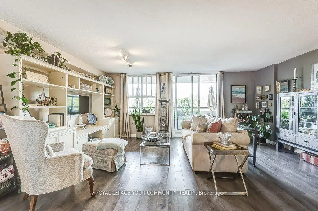 Photo 9 of Unit 507, 80 Inverlochy Boulevard, Markham, Royal Orchard — HOMEH