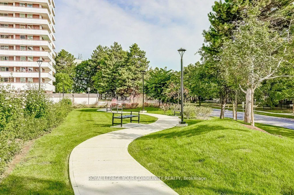 Photo 28 of Unit 507, 80 Inverlochy Boulevard, Markham, Royal Orchard — HOMEH