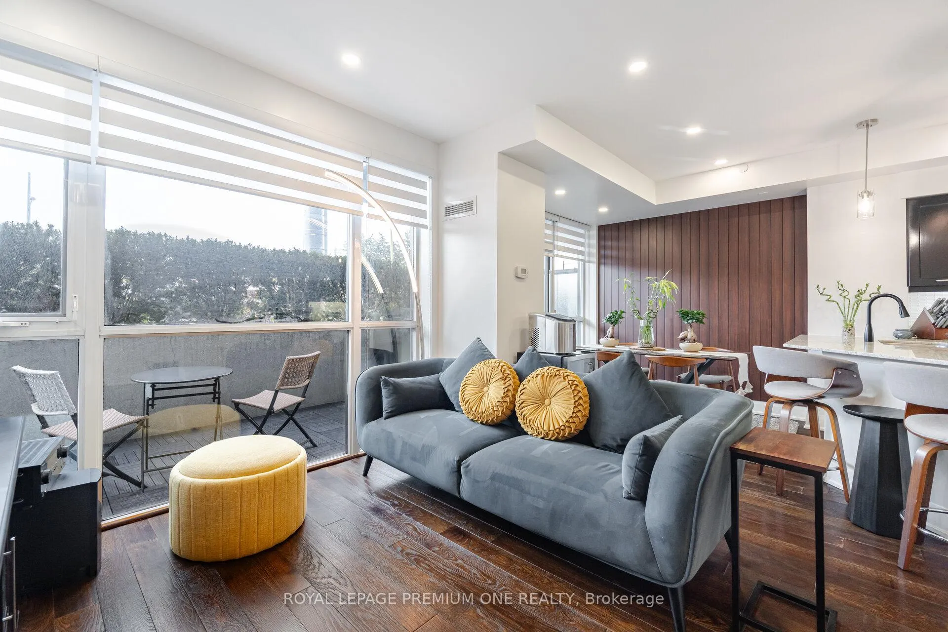 Photo 20 of Unit 107, 4700 Highway 7, Vaughan, East Woodbridge — HOMEH