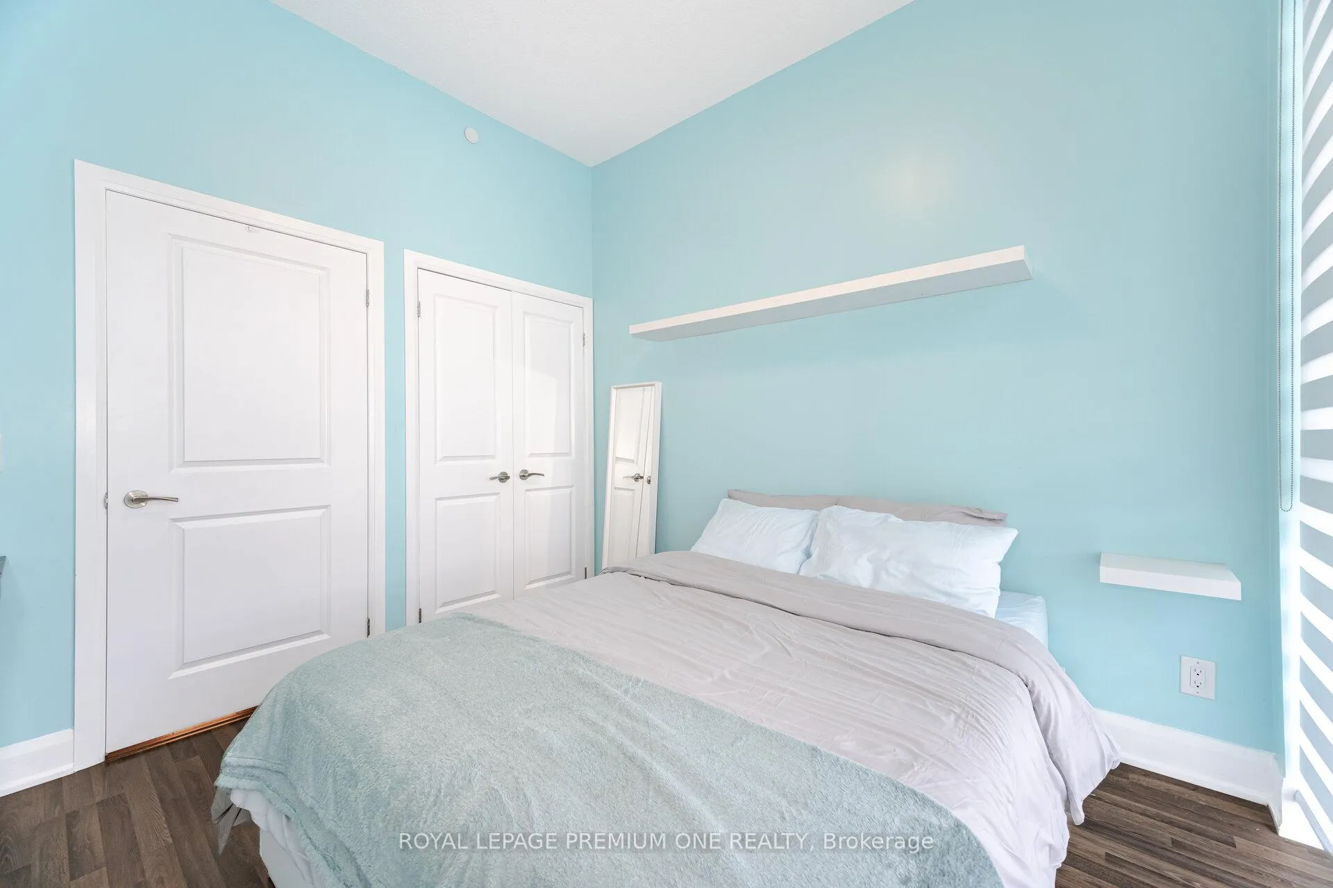 Photo 35 of Unit 107, 4700 Highway 7, Vaughan, East Woodbridge — HOMEH