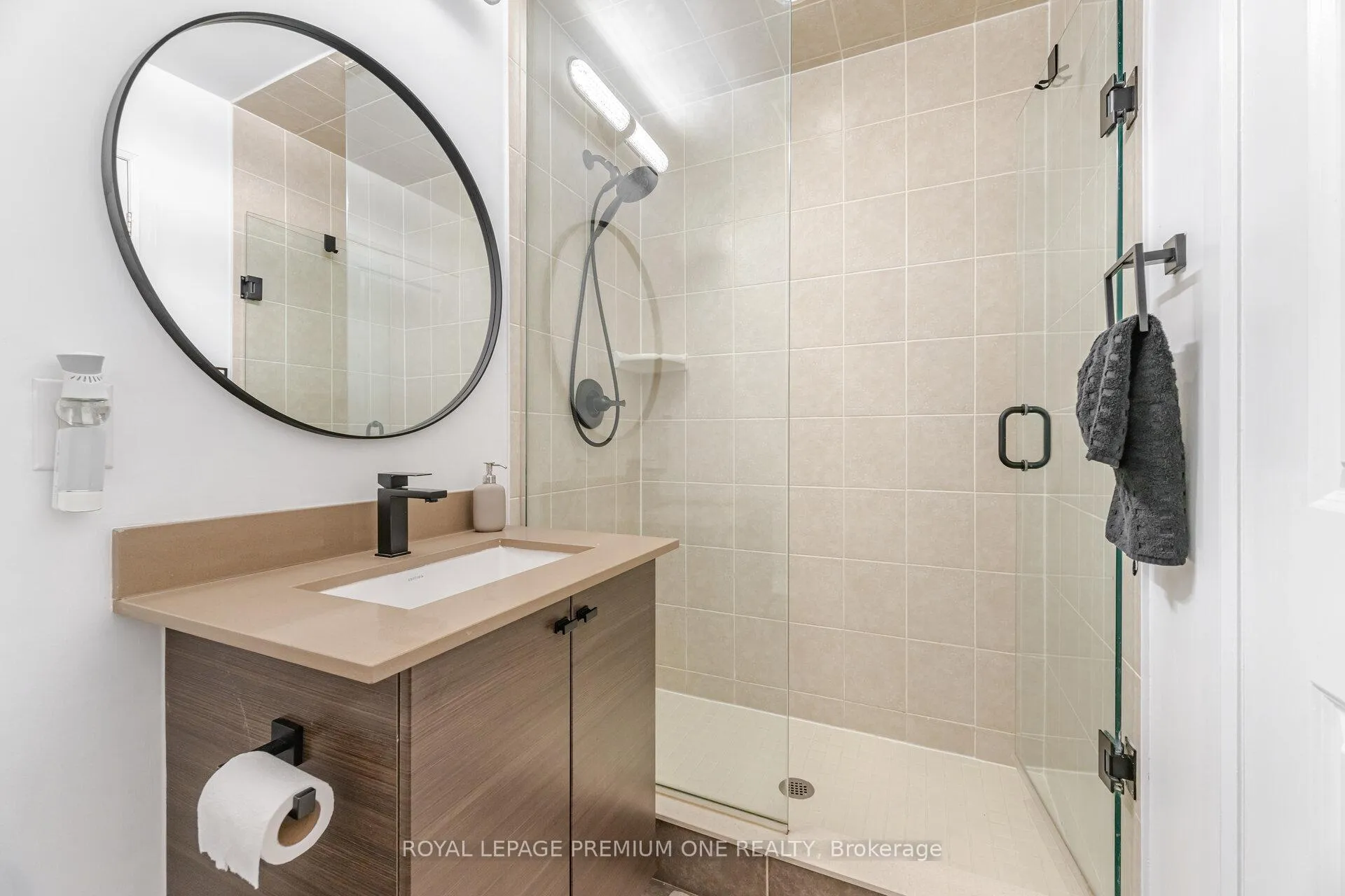 Photo 39 of Unit 107, 4700 Highway 7, Vaughan, East Woodbridge — HOMEH