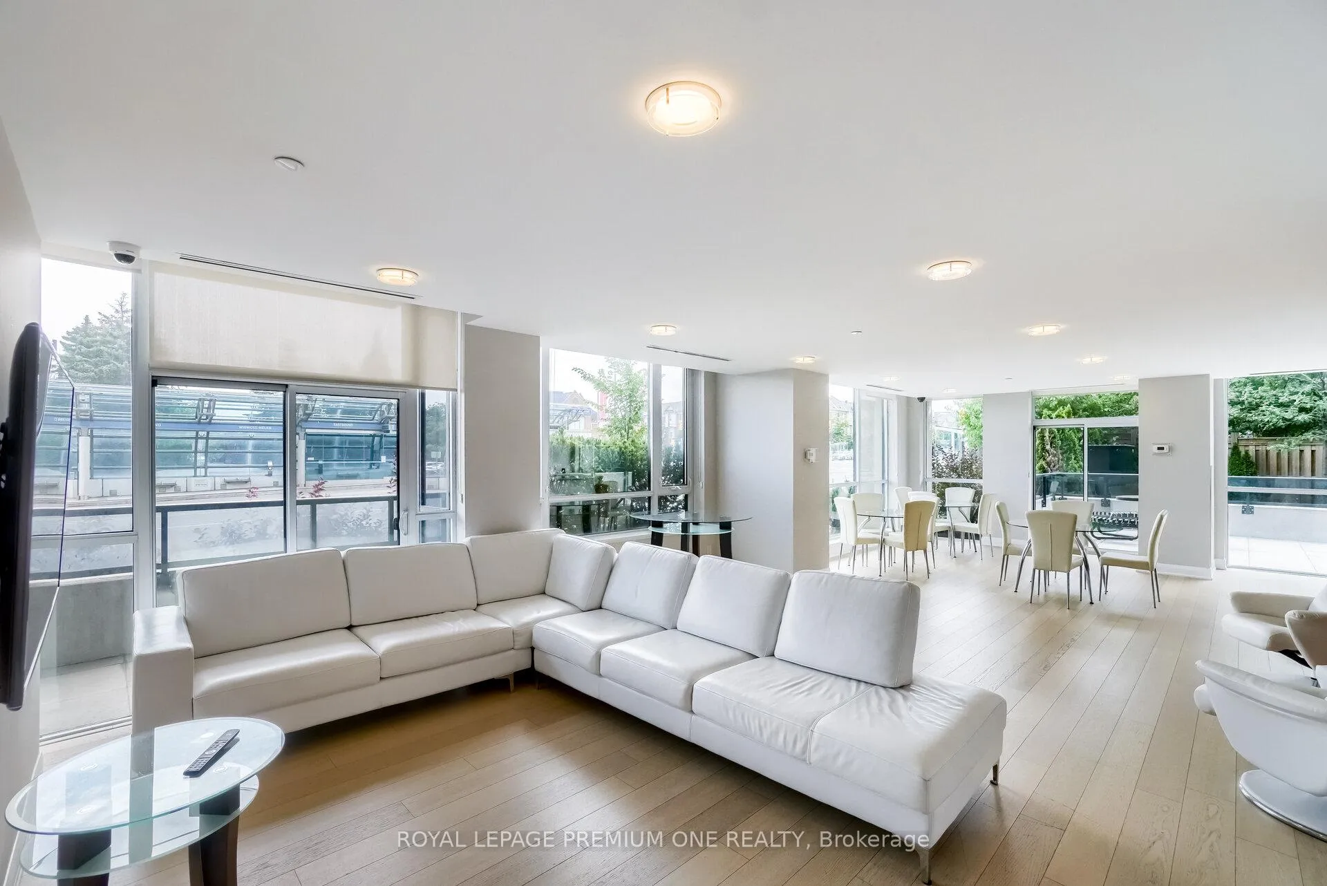 Photo 47 of Unit 107, 4700 Highway 7, Vaughan, East Woodbridge — HOMEH