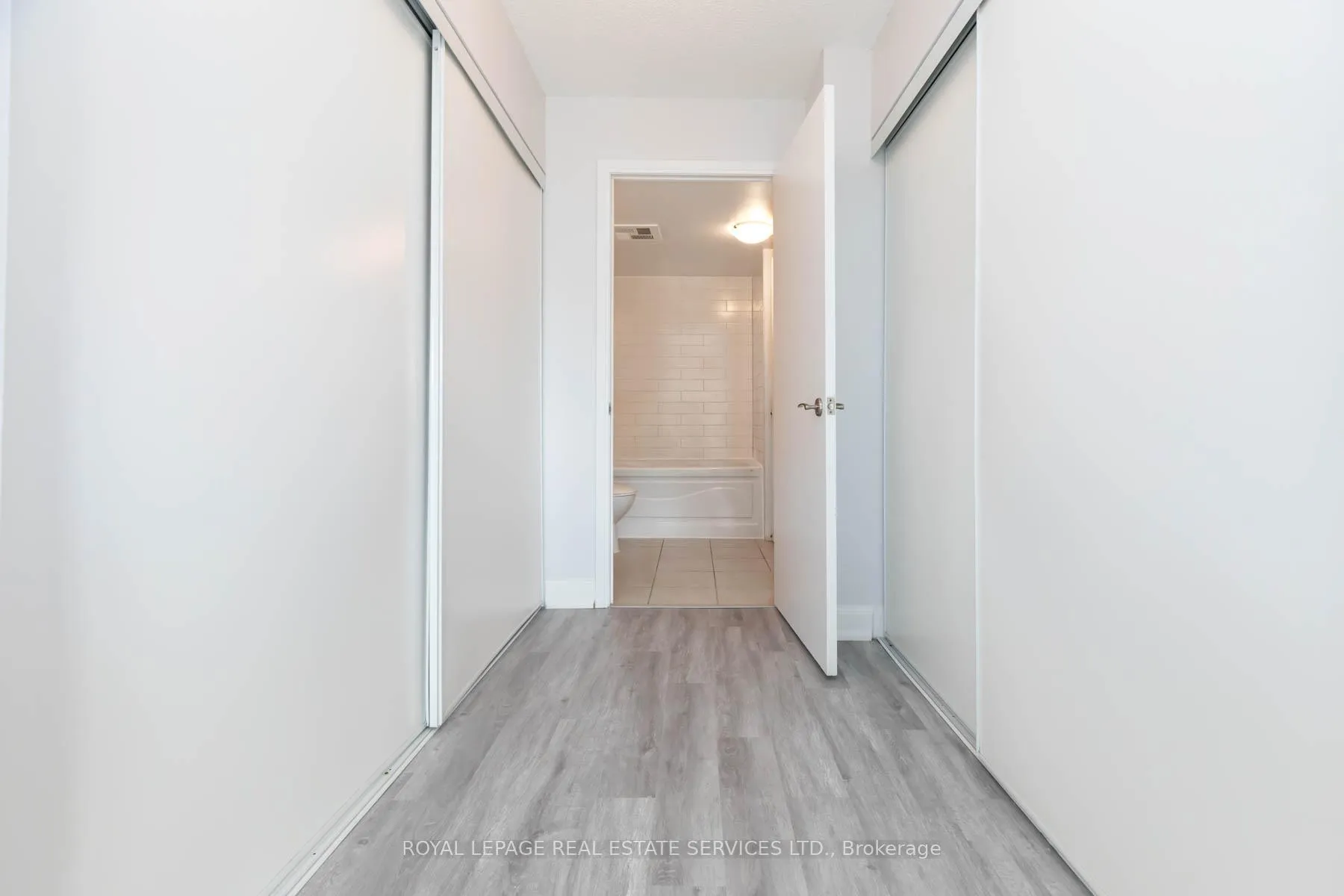 Photo 19 of Unit 604, 2191 Yonge Street, Toronto, Mount Pleasant West — HOMEH