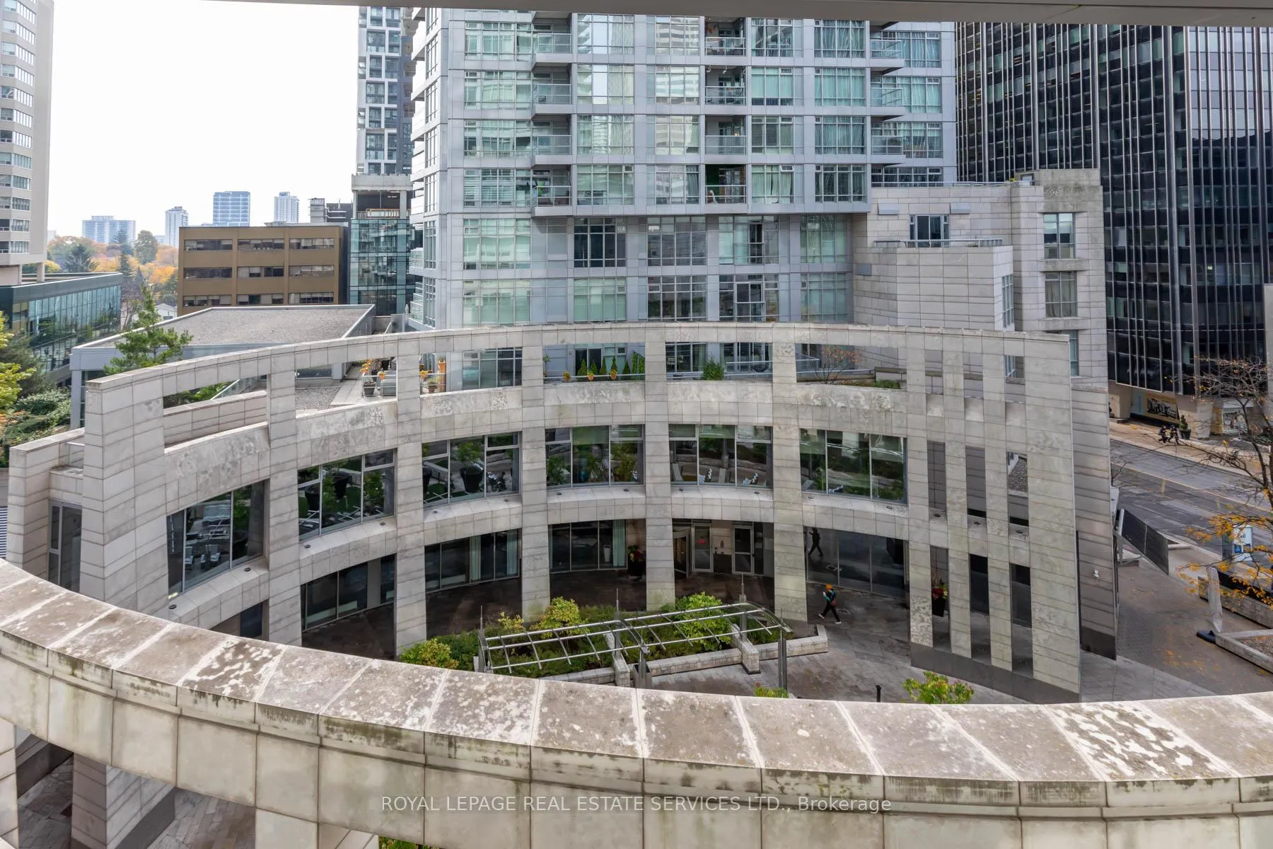 Photo 23 of Unit 604, 2191 Yonge Street, Toronto, Mount Pleasant West — HOMEH
