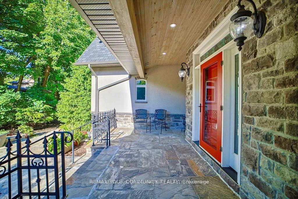 Photo 3 of 57 Joseph Street S, Markham, Old Markham Village — HOMEH