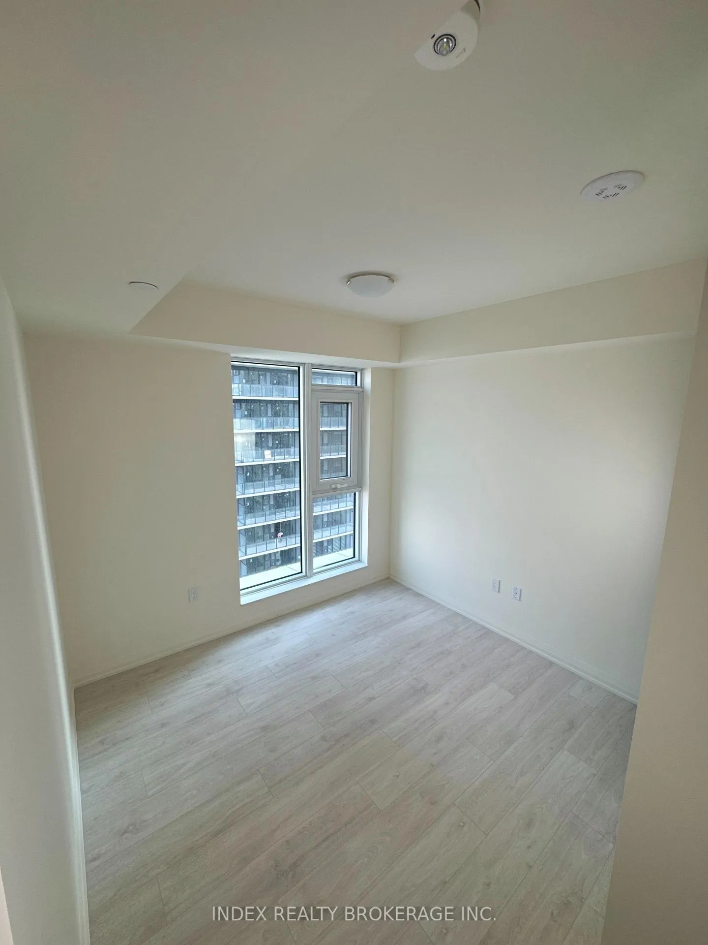 Photo 5 of Unit 2009, 8960 Jane Street, Vaughan, Vellore Village — HOMEH