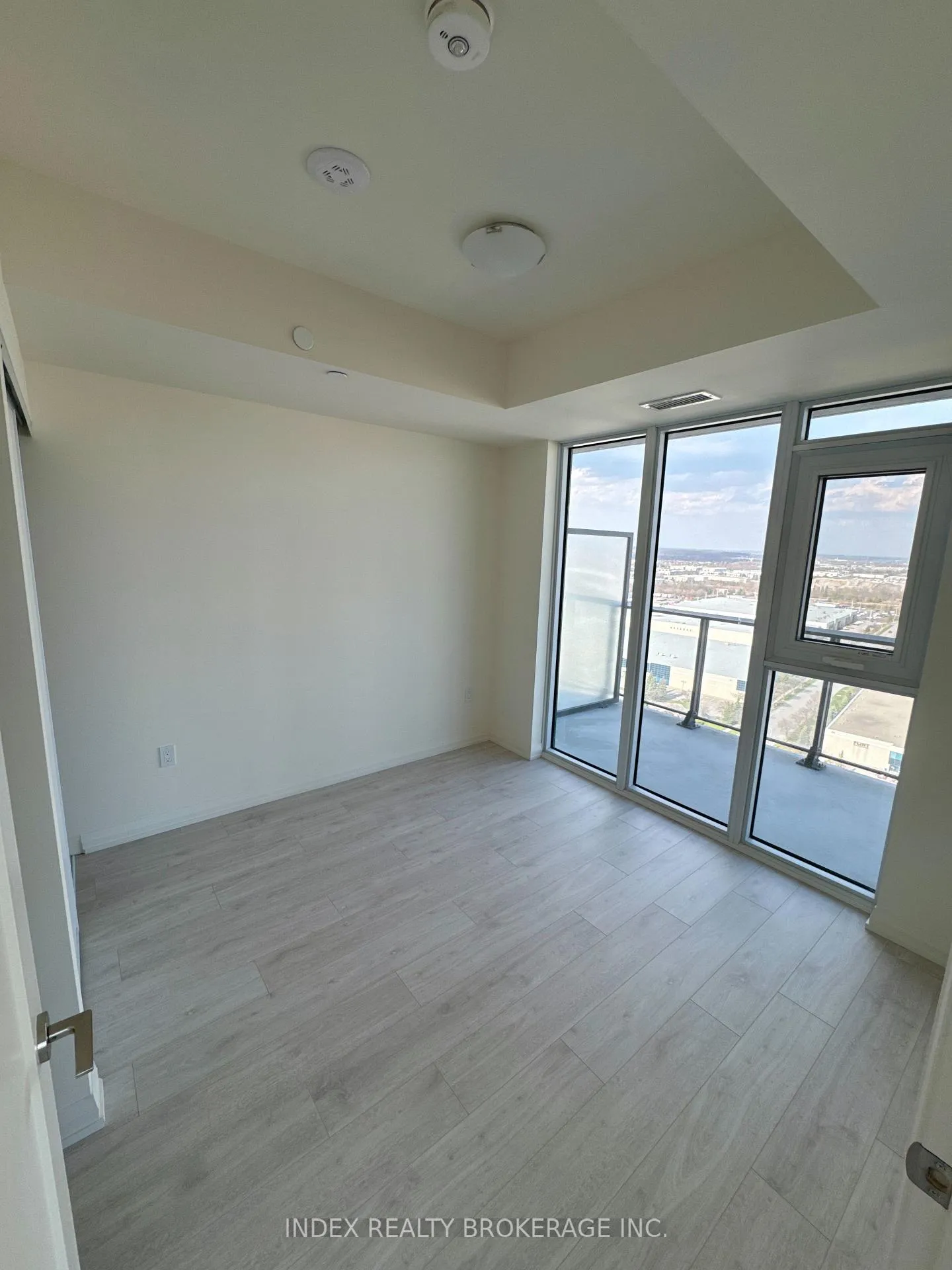 Photo 10 of Unit 2009, 8960 Jane Street, Vaughan, Vellore Village — HOMEH