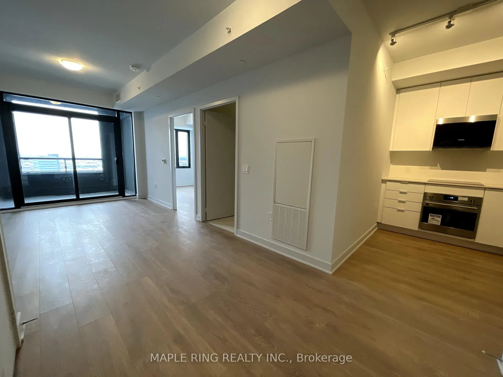 Photo 1 of Unit 2411, 2920 Highway 7 Road, Vaughan, Concord — HOMEH