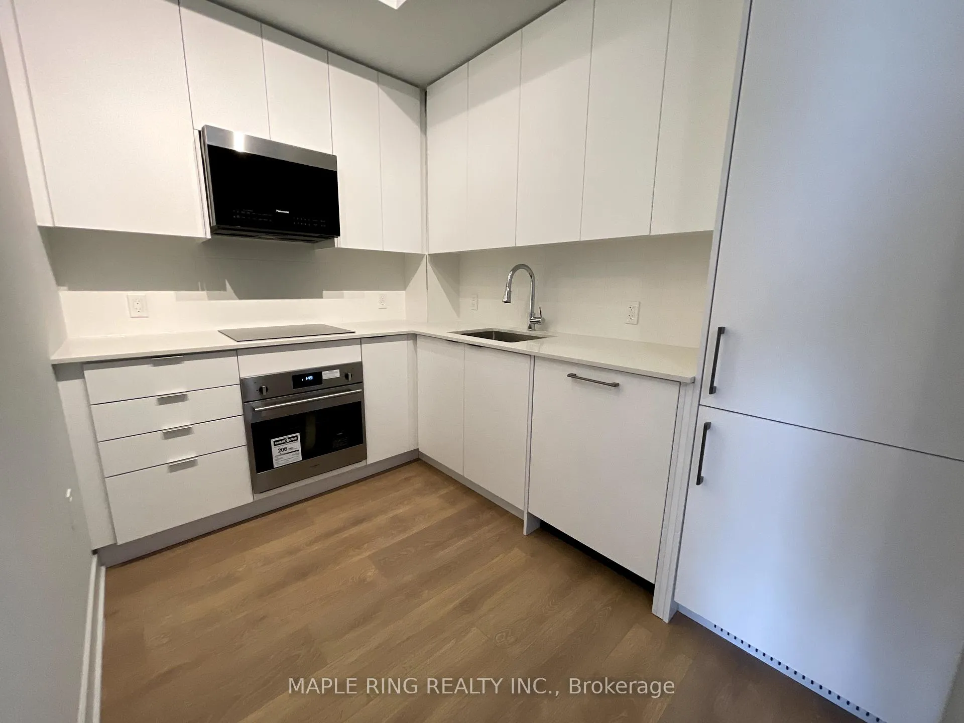 Photo 2 of Unit 2411, 2920 Highway 7 Road, Vaughan, Concord — HOMEH