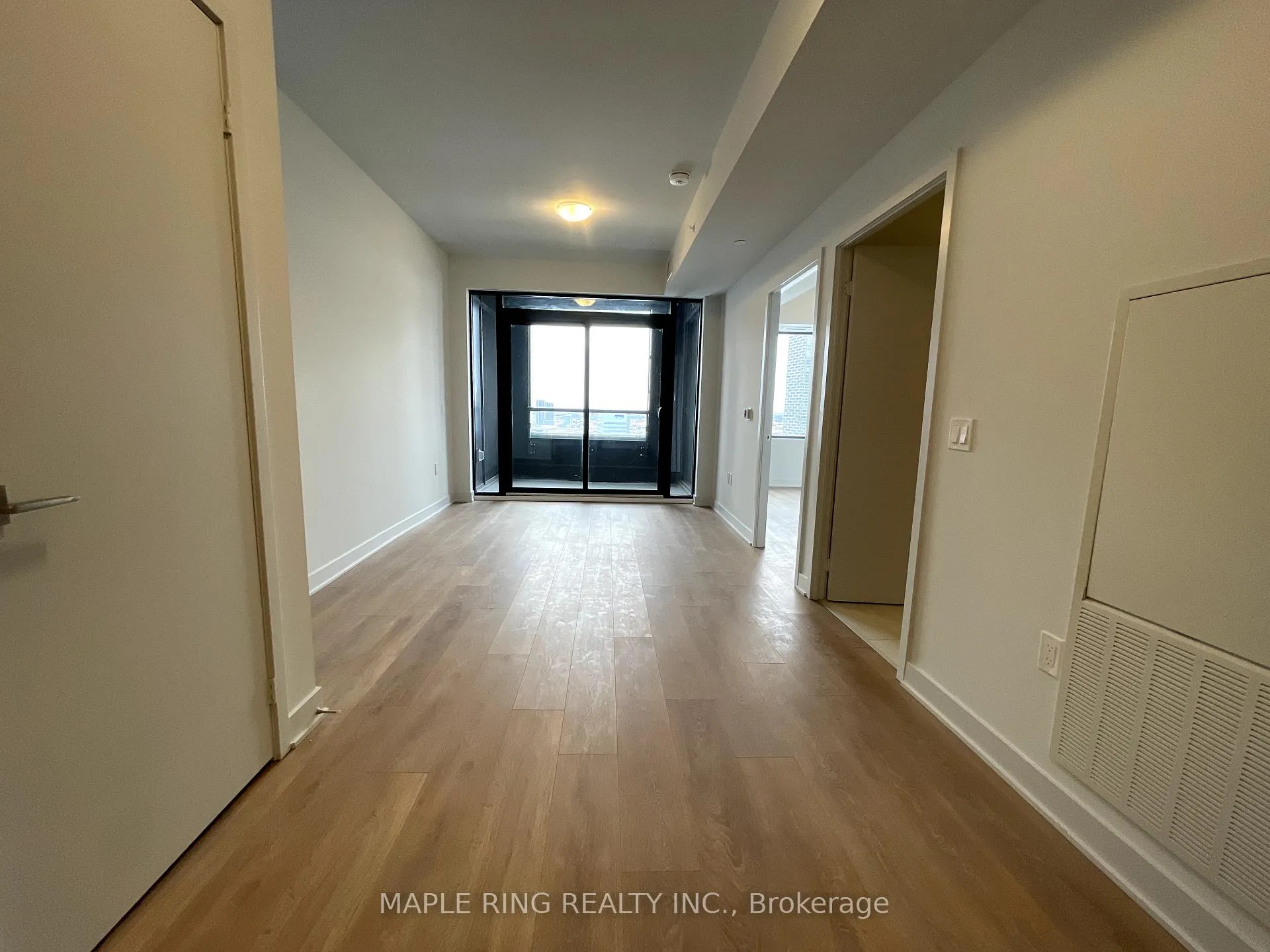 Photo 4 of Unit 2411, 2920 Highway 7 Road, Vaughan, Concord — HOMEH